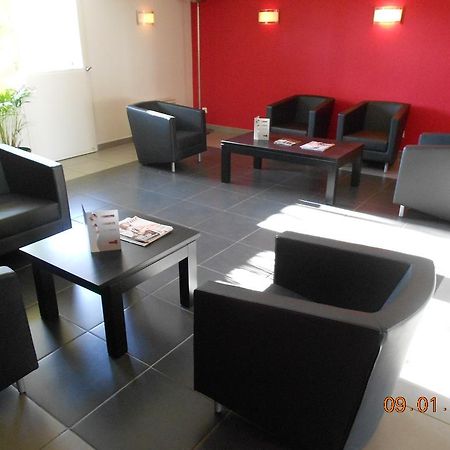 Kyriad Grenoble Sud - Seyssinet Екстериор снимка