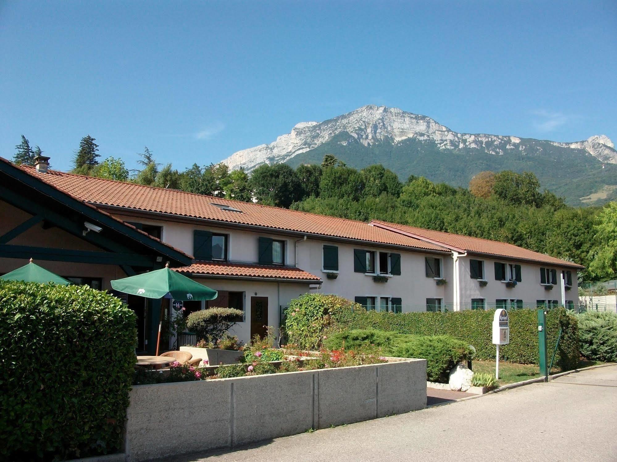 Kyriad Grenoble Sud - Seyssinet Екстериор снимка
