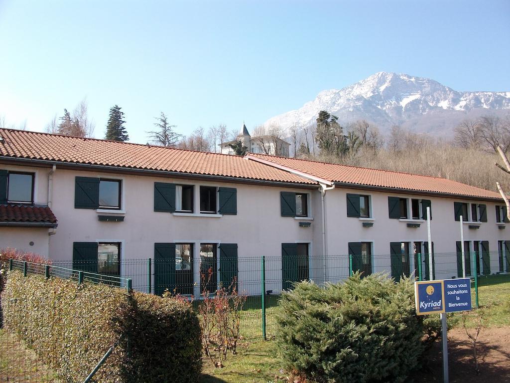 Kyriad Grenoble Sud - Seyssinet Екстериор снимка